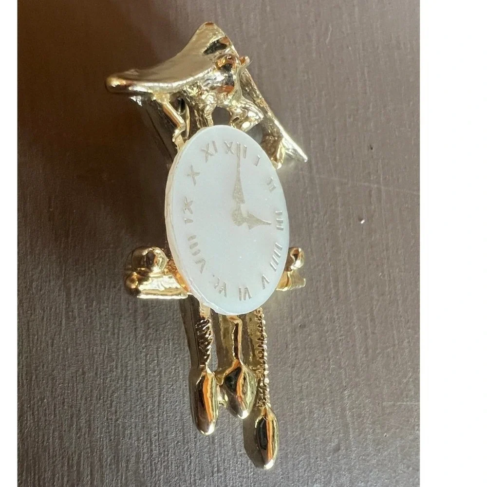 Cuckoo Clock Brooch Vintage Whimsical Pin Pendulum Retro Kitschy Charming Quirky